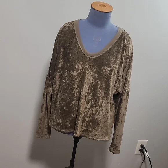 - Hard Tail - Picture 1 of 6